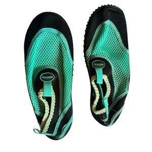 Girls Water Shoes -Size 13 by Rockin